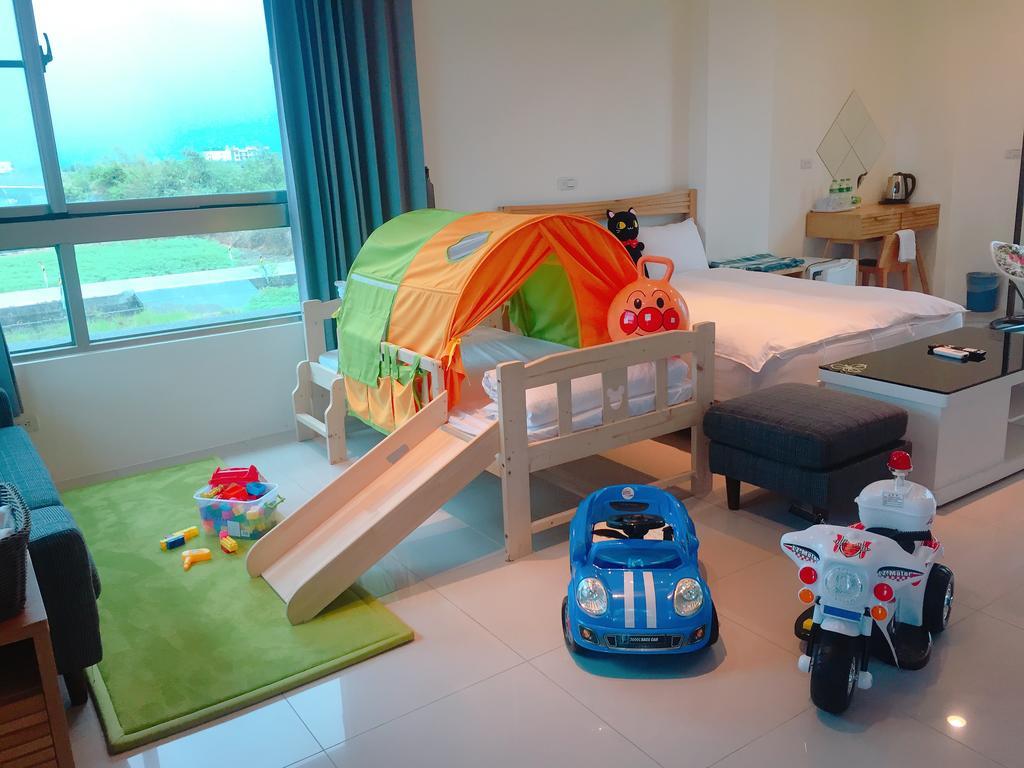 Running Kids B&B Jiaoxi Eksteriør billede